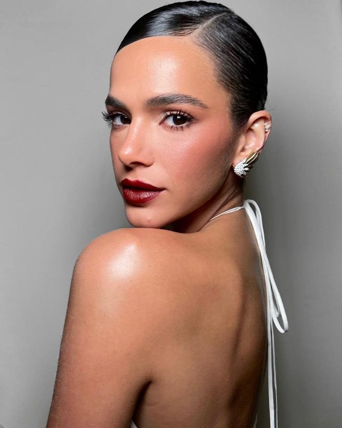 natural party makeup: Bruna Marquezine natural makeup