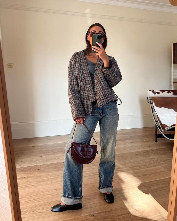 How to Build a Capsule Wardrobe For 2024: 8 Polished Items