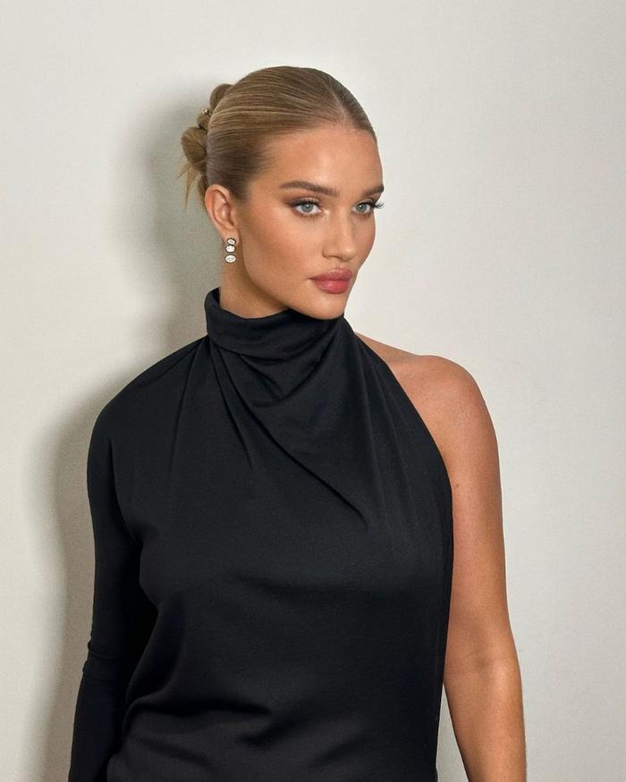 natural party makeup: Rosie Huntington Whiteley natural makeup