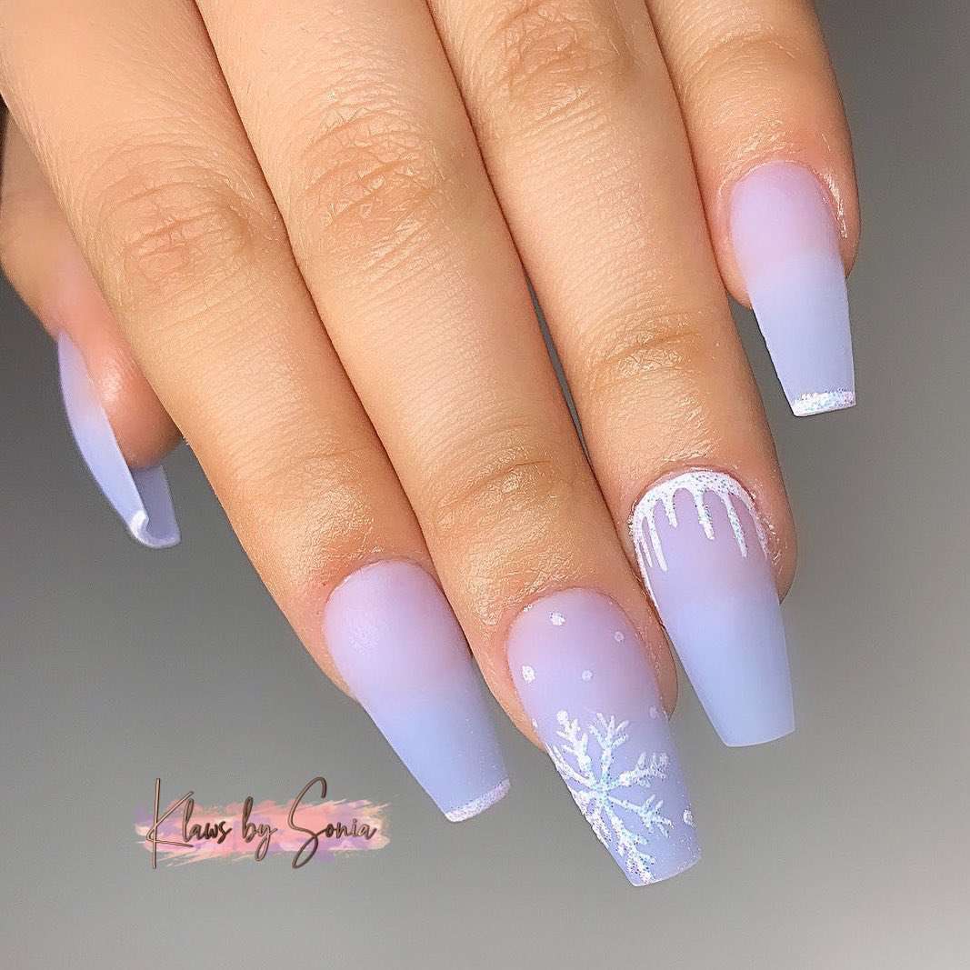 Let it Snow Christmas Ombre Nails