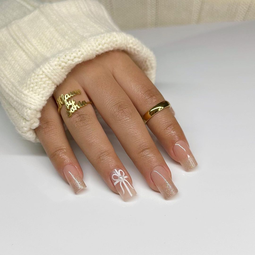 Put a Bow on It Christmas Ombre Nails