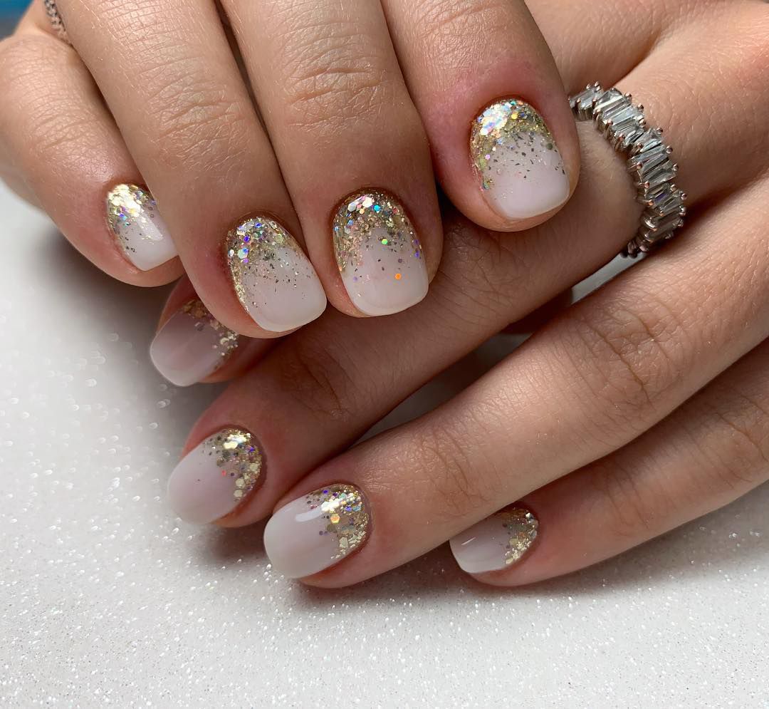 Bottoms Up Christmas Ombre Nails