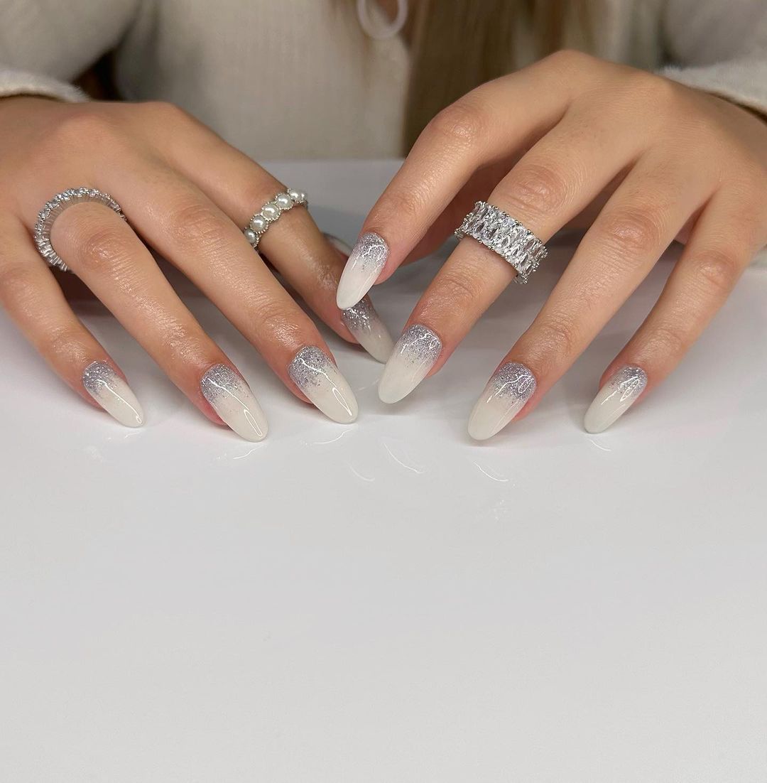 Milky Silver Christmas Ombre Nails